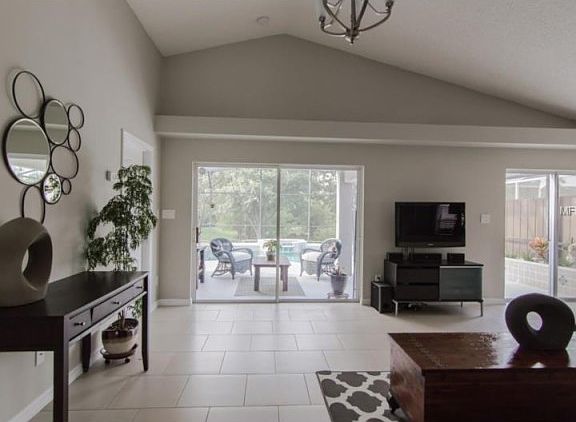 3rd image of 2280 Hillshire Dr