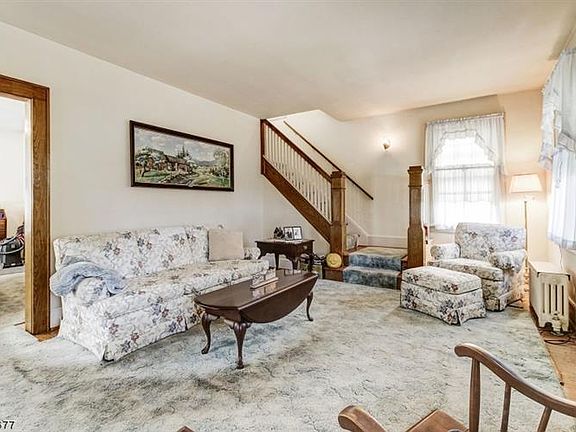 3rd image of 1 Whitford Ave
