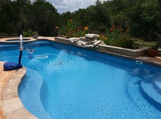 115 Private Road 1741, Mico, TX 78056