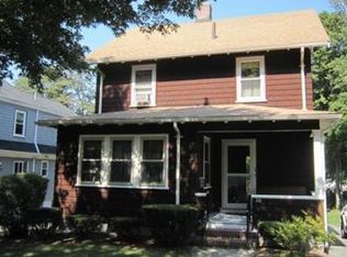 28 Waverly St, Stoneham, MA 02180