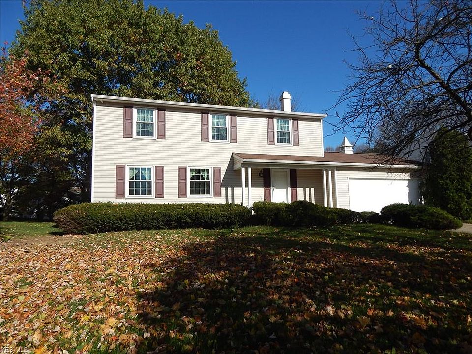 1st image of 955 Oakbrooke Dr