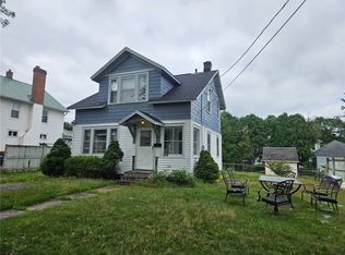 218 Wilson St, Newark, NY 14513