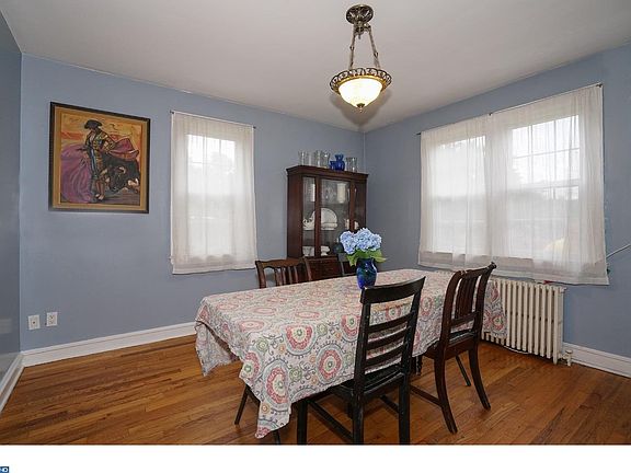 5th image of 1001 Elizabeth Ave