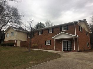 2640 Hill Gate Ct, Snellville, GA 30039