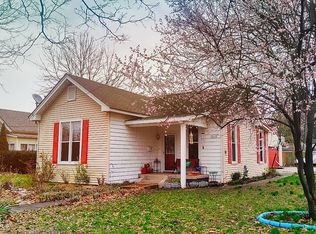 914 Metropolis St, Metropolis, IL 62960