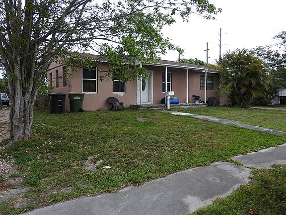 3rd image of 1385 NE 134th St