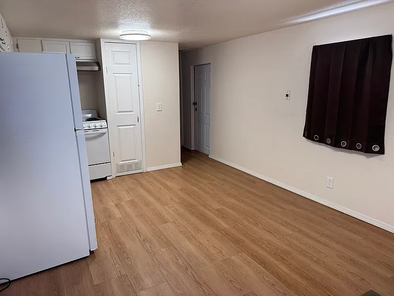 6725 Acoma Rd SE #17 — Photo 5