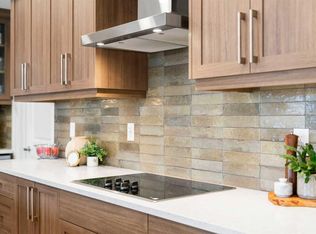 33 N Carringham Gate NW #2208, Calgary, AB T3P2H6