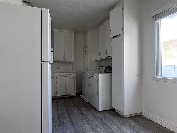 3rd image of 712 N Guadalupe Ave #3