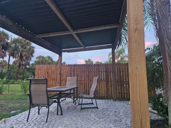 1105 SW 48th Ter #A, Cape Coral, FL 33914