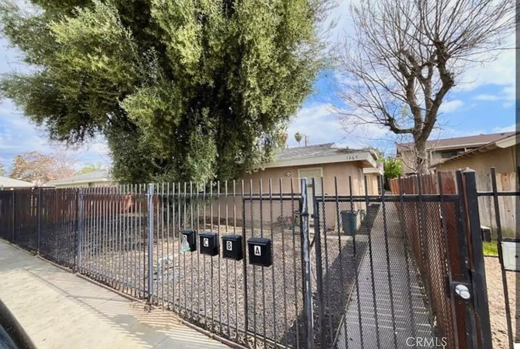 1 bed, 784 sqft, $1,495 — Photo 1