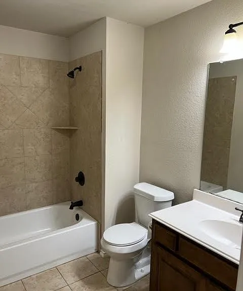 1731 Sully Ct — Photo 16