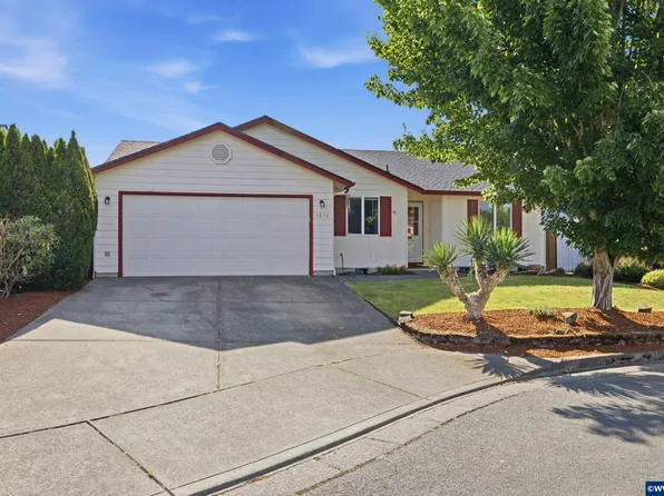 1676 Warbler Ct SE, Salem, OR 97317