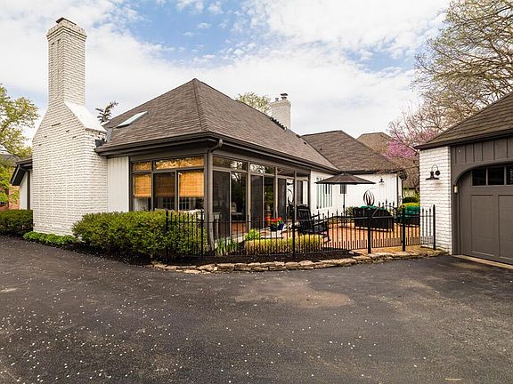 4th image of 1275 Fountaine Dr