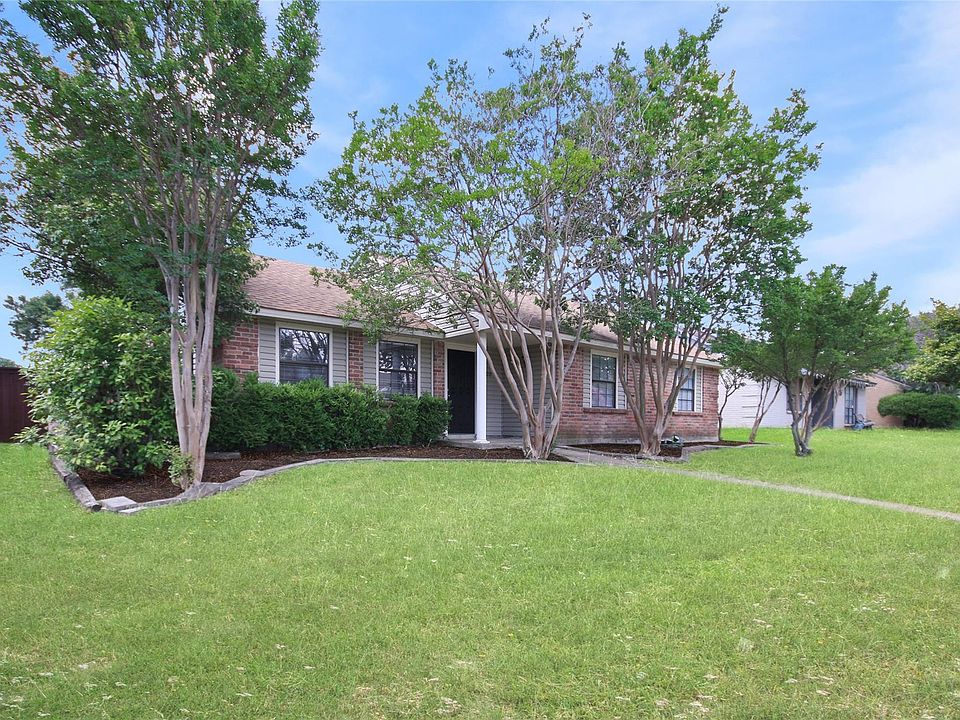 2610 Poplar Trail (landscape photo enhanced)