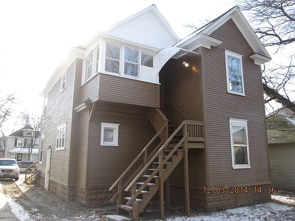 2nd image of 911 Watkins St SE