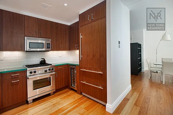 Rented by New York Residence | media 3