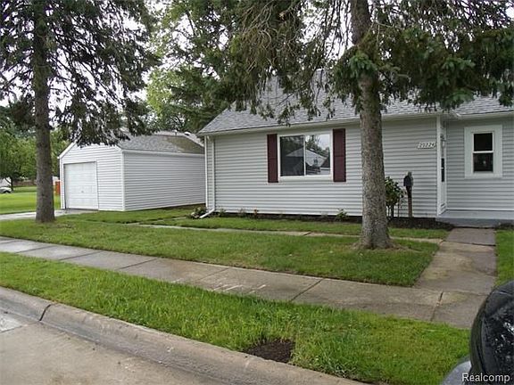 3rd image of 29224 S Wesley Ave