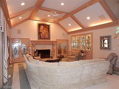 5th image of 3757 Weymouth Woods Dr