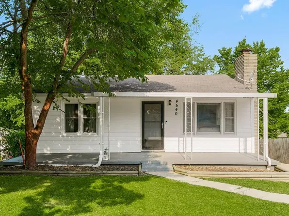 4540 NE Kelsey Rd, Kansas City, MO 64116