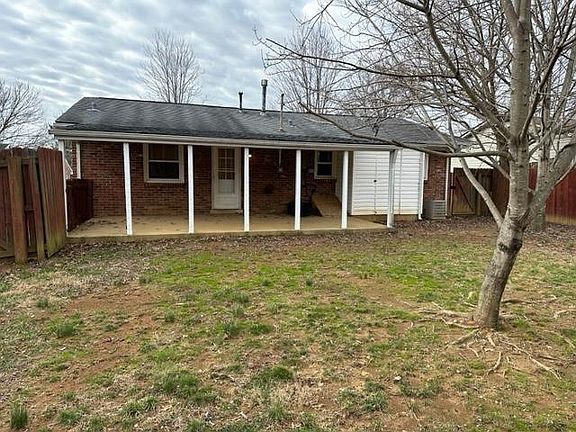 3rd image of 1713 Biloxi Ct