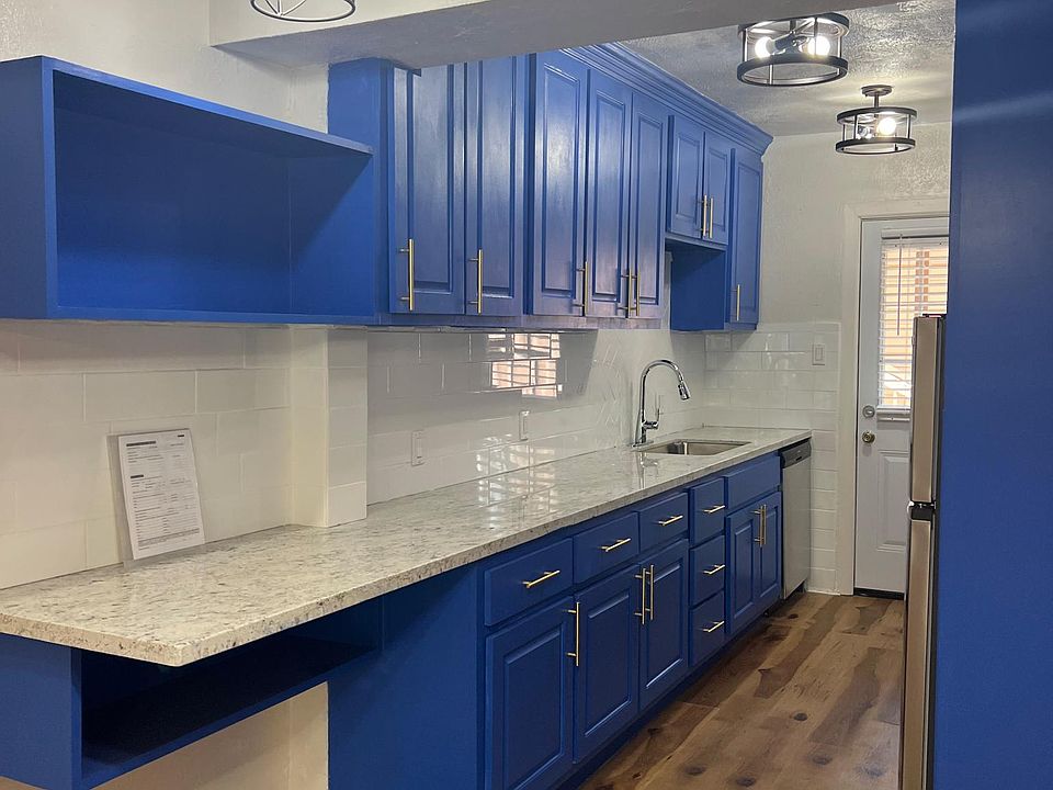 1st image of 609 Cortlandt St APT 1