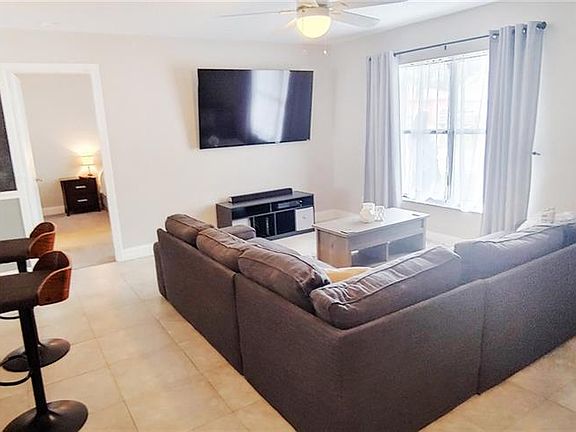 4th image of 4482 Targee Ave