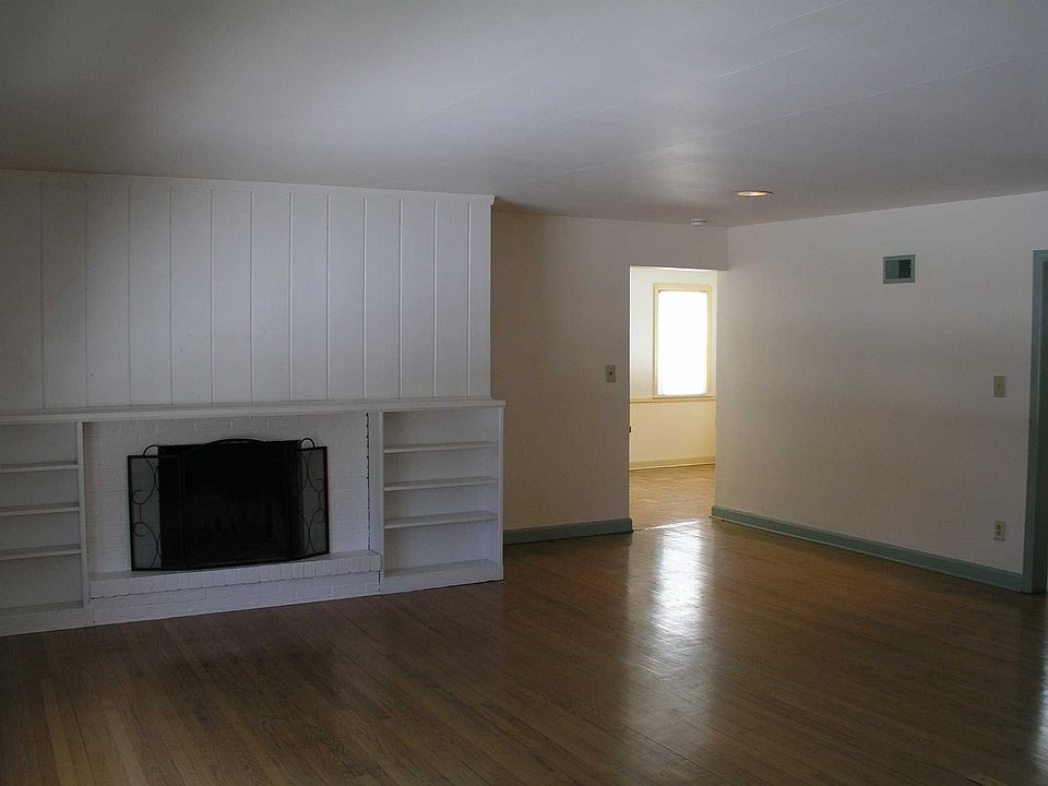 2nd image of 14 Beechwood Ave