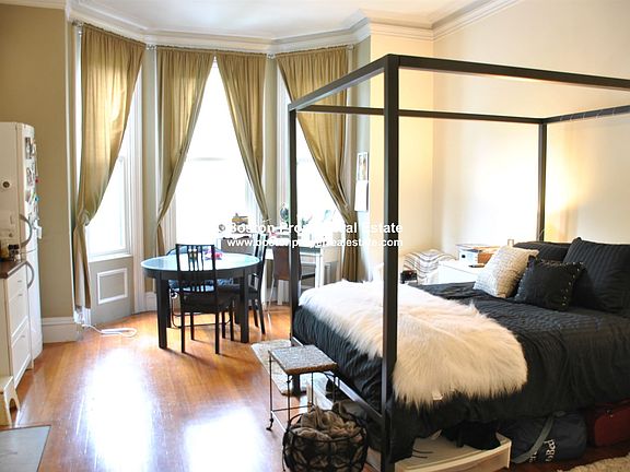 323 Beacon St. #4 Boston - Back Bay Unit Photo 1 (2)
