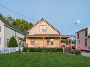 900 Douglas Ave, Aurora, IL 60505