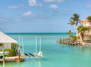 200 Buttonwood Ln, Islamorada, FL 33036