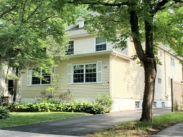 628 Onwentsia Ave #1, Highland Park, IL 60035