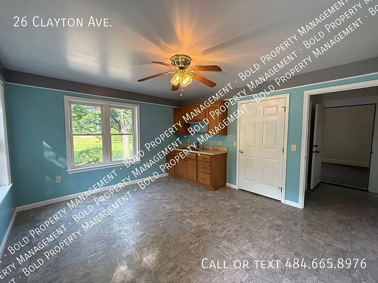 26 Clayton Ave — Photo 12