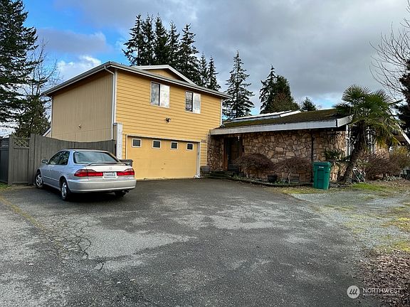 3rd image of 22325 44th Avenue W