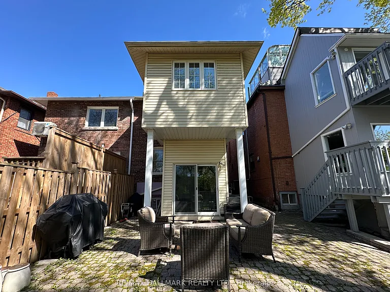 145 Castlefield Ave — Photo 32