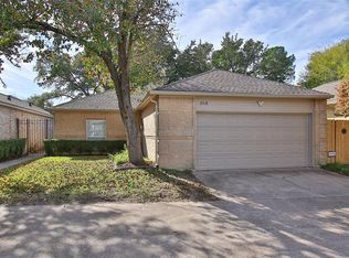 918 Fleetwood Place Dr, Houston, TX 77079