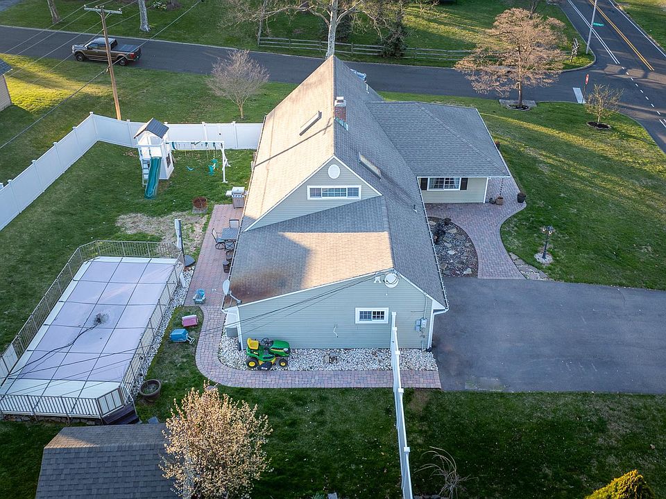 247 Snowball Dr, Levittown, PA 19056 Zillow