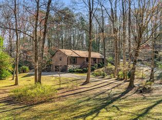 360 W Spalding Dr, Sandy Springs, GA 30328