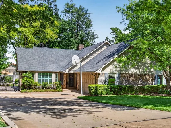 712 East Dr, Edmond, OK 73034