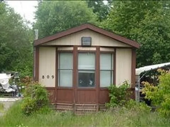 809 S 8th St, Shelton, WA 98584