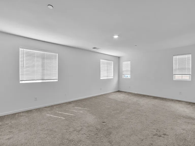 4562 Butterfly Ridge Dr — Photo 30