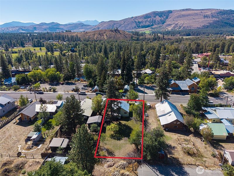 3rd image of 234 Castle Avenue