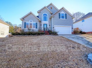 512 S Orchard Farms Ave, Simpsonville, SC 29681