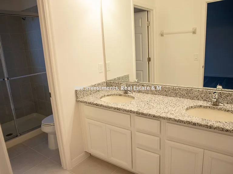 4729 Cliveden Loop — Photo 10