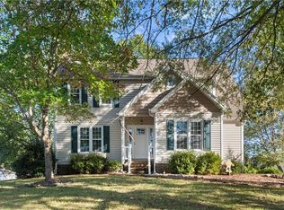 816 Newington Dr, Clemmons, NC 27012