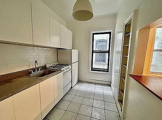 4th image of 4819 4th Ave APT C2