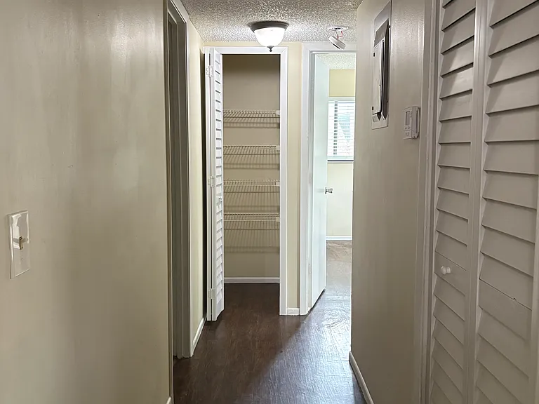 2470 Oak Park Way #2470 — Photo 7
