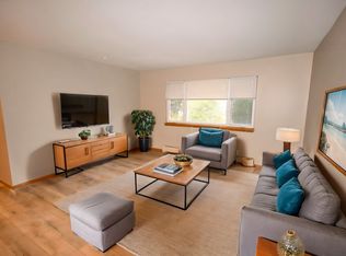 1820 Grove St #11286621, Oshkosh, WI 54901