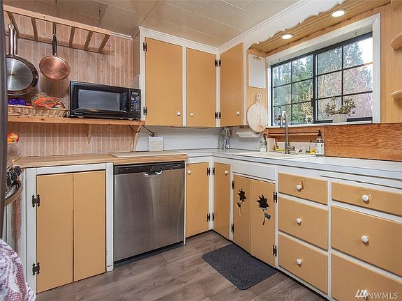 4th image of 12336 16th Ave NE