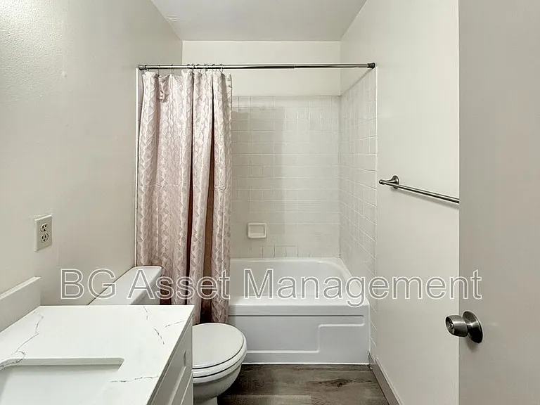 50 Frey Pl #5 — Photo 12
